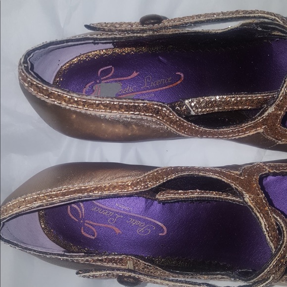 Poetic License gold dorothys dream shoes glitter Size 8 - Picture 9 of 11